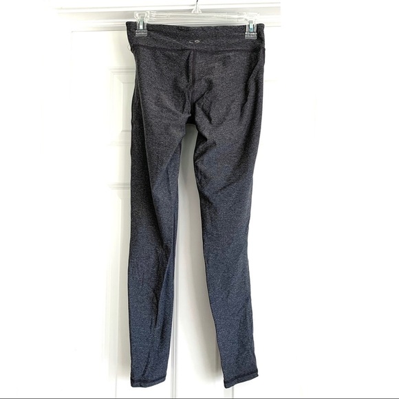 Champion Mid Rise Athletic Leggings Gray Solid size Small - Picture 5 of 9
